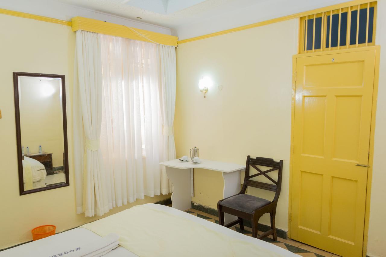 Mooreland Hotel Nairobi Exteriör bild