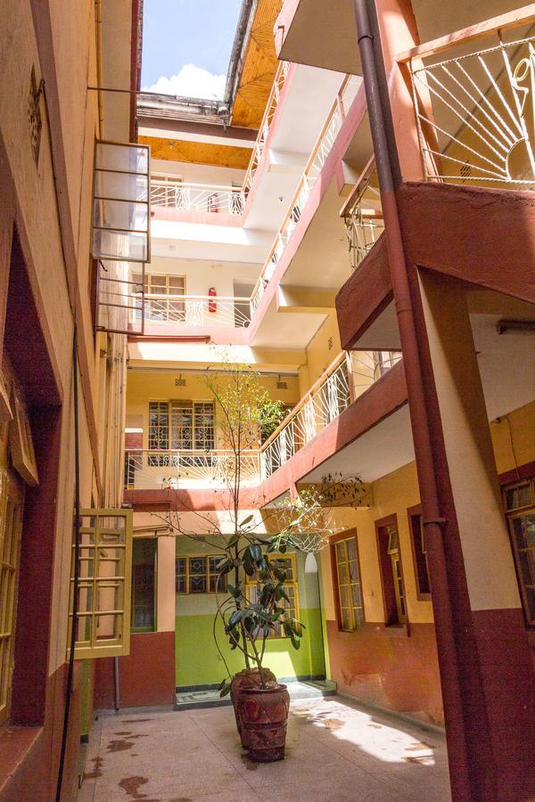 Mooreland Hotel Nairobi Exteriör bild