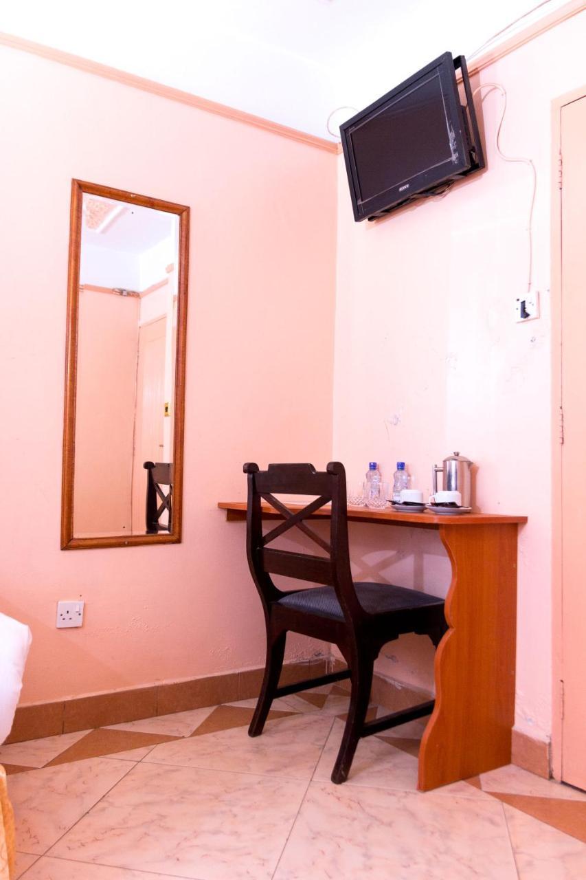 Mooreland Hotel Nairobi Exteriör bild