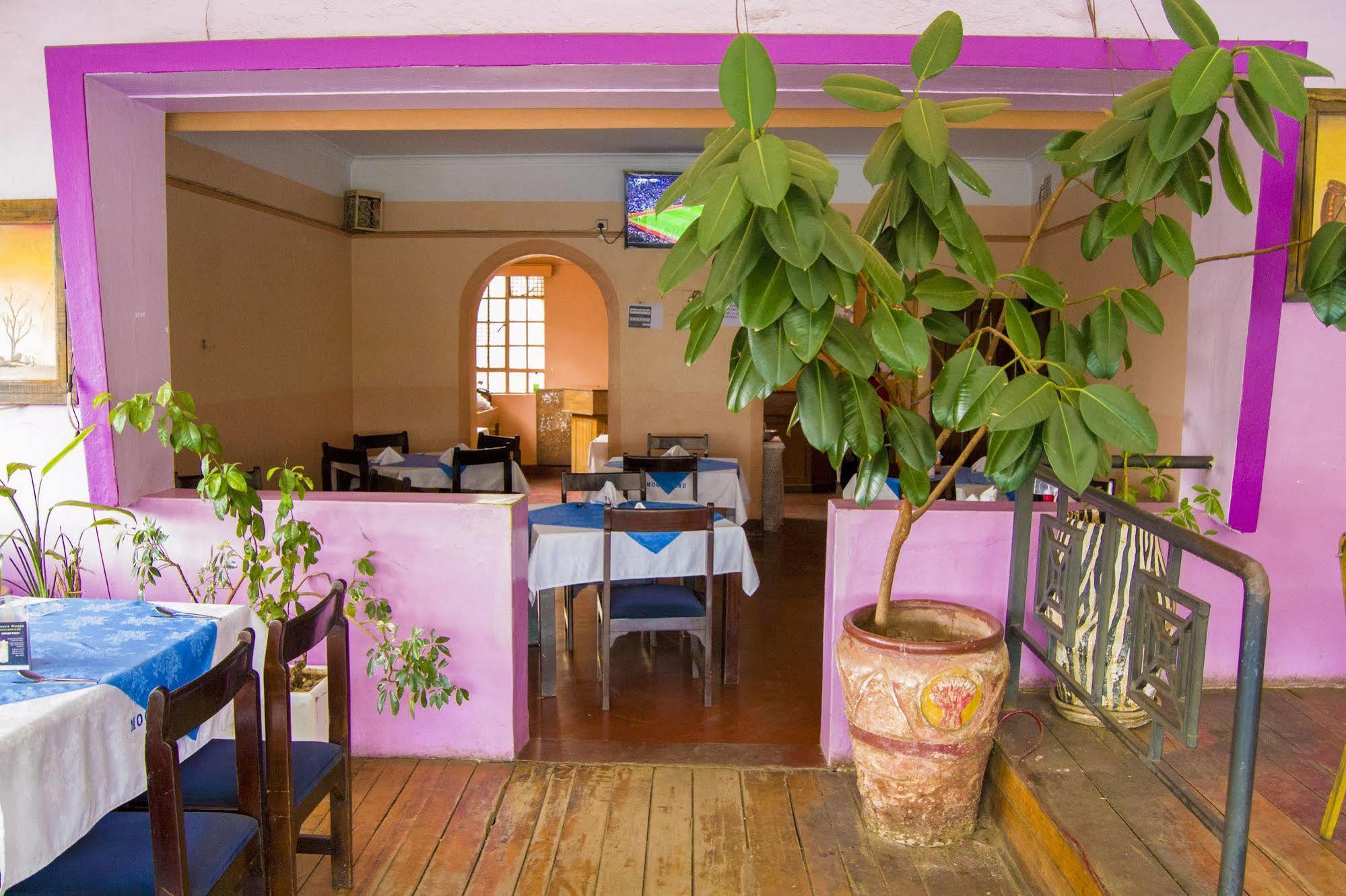 Mooreland Hotel Nairobi Exteriör bild