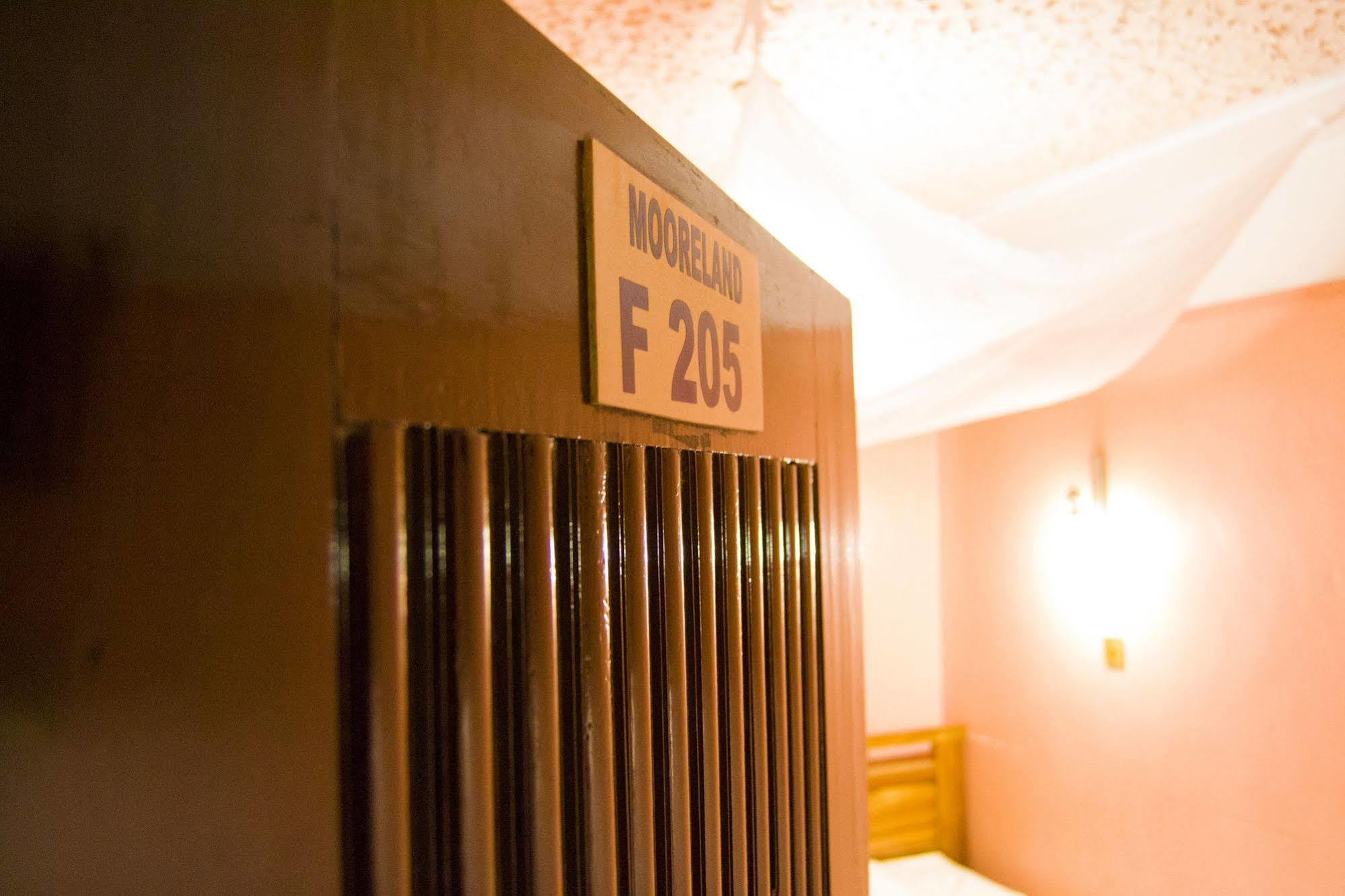Mooreland Hotel Nairobi Exteriör bild